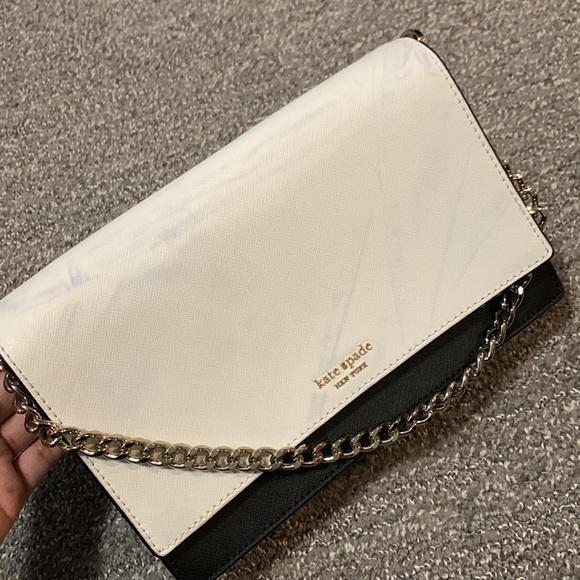 Kate Spade Cross Body Bag. Like new - Picture 2 of 8